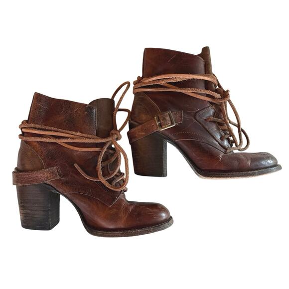 FREEBIRD Billy Lace Up Ankle Booties Distressed Brown Leather Women's Size 8 - Picture 1 of 13